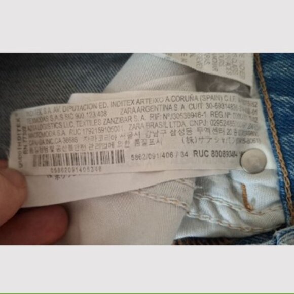 ZARA Women's High Waist Mom Fit Jeans, Size US 2 (EUR 34), Light Wash Denim - Picture 8 of 9